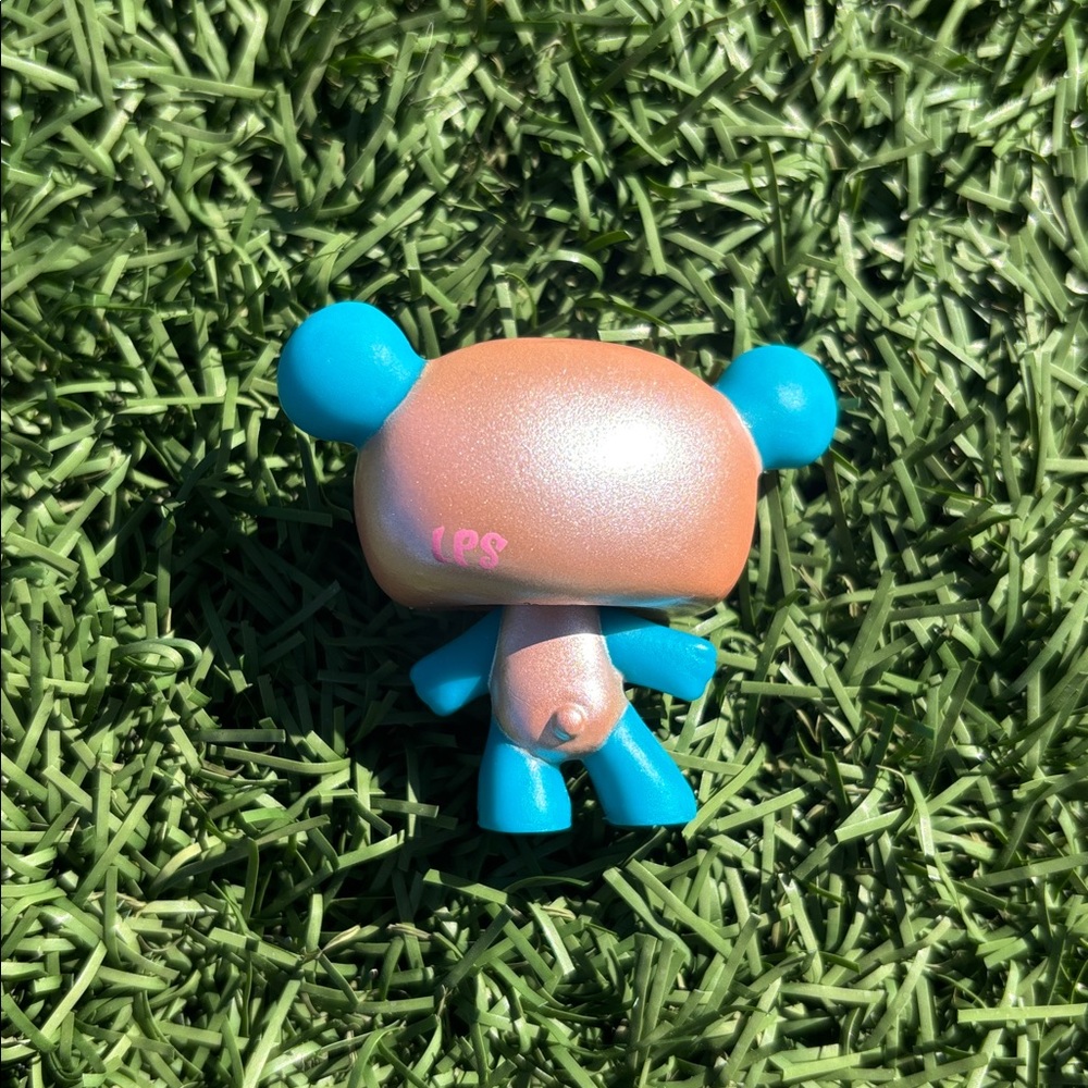 Littlest Pet Shop #449 G7 Chase Panda - Picture 3 of 6